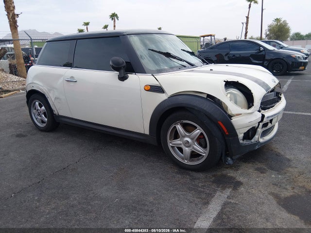 2007 Mini Cooper მანქანა იყიდება აუქციონზე, vin: WMWMF33557TT56233, აუქციონის ნომერი: 45844383