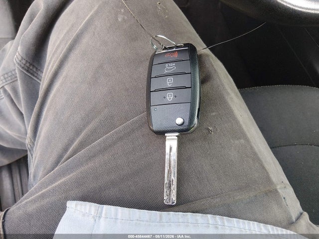 Продажа на аукционе авто 2015 Kia Soul +, vin: KNDJP3A59F7162981, номер лота: 45844467