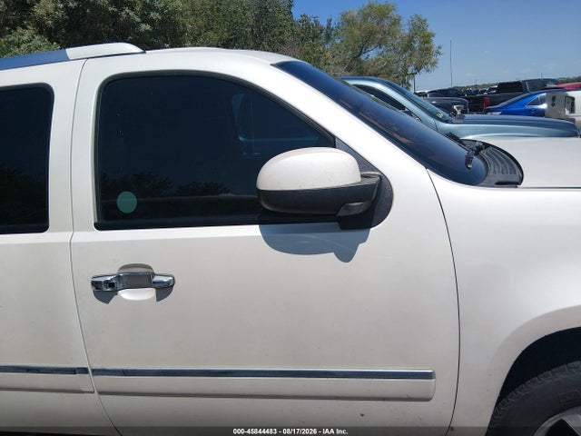 Продаж на аукціоні авто 2010 Gmc Yukon Xl 1500 Denali, vin: 1GKUCMEF6AR177814, номер лоту: 45844483