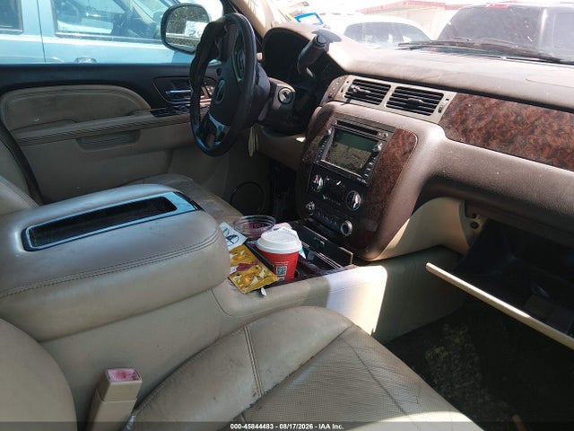 Продаж на аукціоні авто 2010 Gmc Yukon Xl 1500 Denali, vin: 1GKUCMEF6AR177814, номер лоту: 45844483