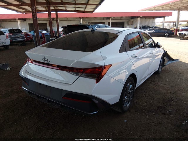 Hyundai ELANTRA SEL 2024 KMHLM4DG2RU719123 Image 4