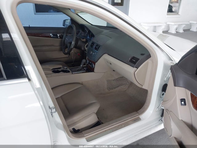 Aukcja sprzedaży 2010 Mercedes-benz C 300 Luxury/sport, vin: WDDGF5EBXAF397970, numer aukcji: 45844507