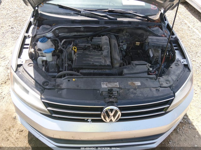 3VW267AJ2GM319315 Volkswagen Jetta 1.4t S