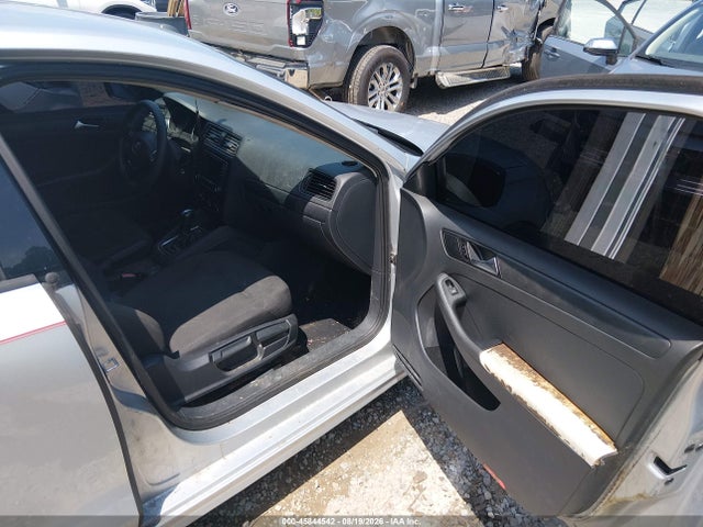 3VW267AJ2GM319315 Volkswagen Jetta 1.4t S