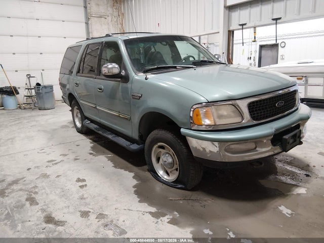 Auction sale of the 1998 Ford Expedition Eddie Bauer/xlt, vin: 1FMRU18WXWLC24566, lot number: 45844550