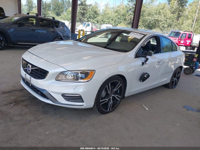 YV149MTS2H2420378 Volvo S60 T6 R-design Platinum
