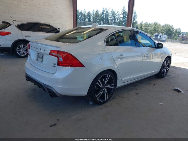 YV149MTS2H2420378 Volvo S60 T6 R-design Platinum