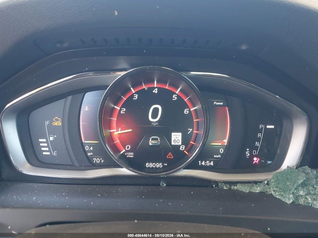 YV149MTS2H2420378 Volvo S60 T6 R-design Platinum