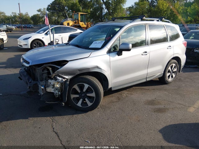 Subaru Forester 2.5i Premium 2017 JF2SJAEC4HH468097 Image 2