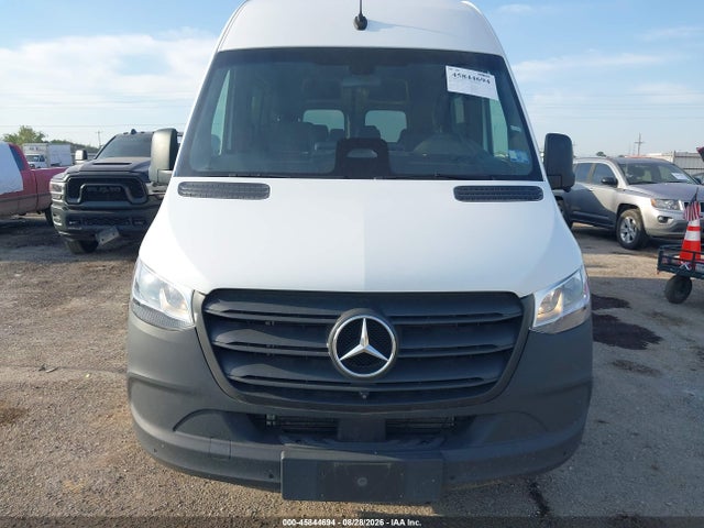 45844694 :رقم المزاد ، W1Z4KFHY4SP770910 vin ، 2025 Mercedes-benz Sprinter 2500 Standard Roof 4-cyl Diesel مزاد بيع