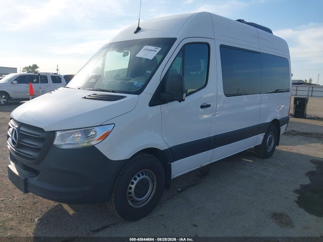 45844694 :رقم المزاد ، W1Z4KFHY4SP770910 vin ، 2025 Mercedes-benz Sprinter 2500 Standard Roof 4-cyl Diesel مزاد بيع