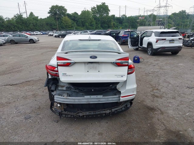 3FA6P0D95LR117565 Ford Fusion Titanium