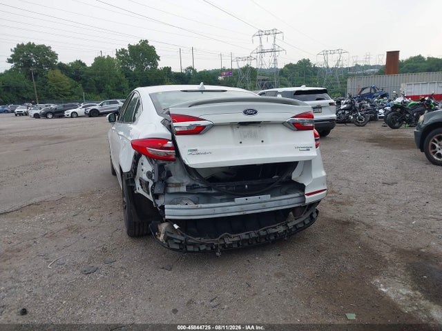 3FA6P0D95LR117565 Ford Fusion Titanium