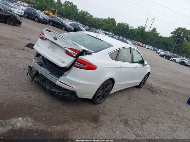 3FA6P0D95LR117565 Ford Fusion Titanium