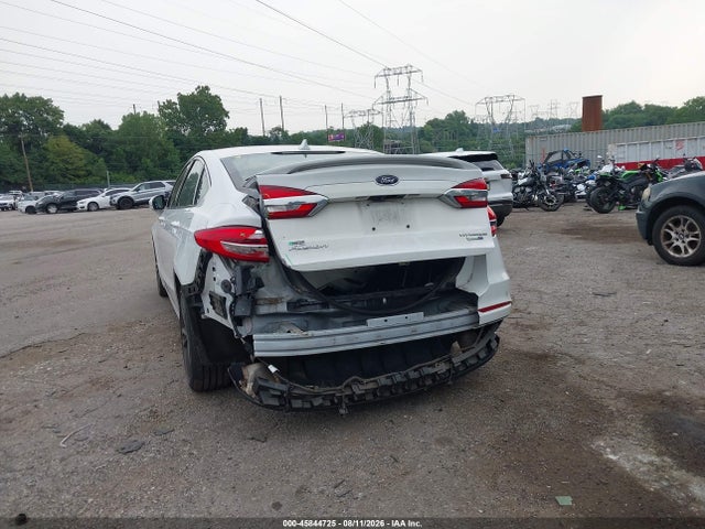 3FA6P0D95LR117565 Ford Fusion Titanium
