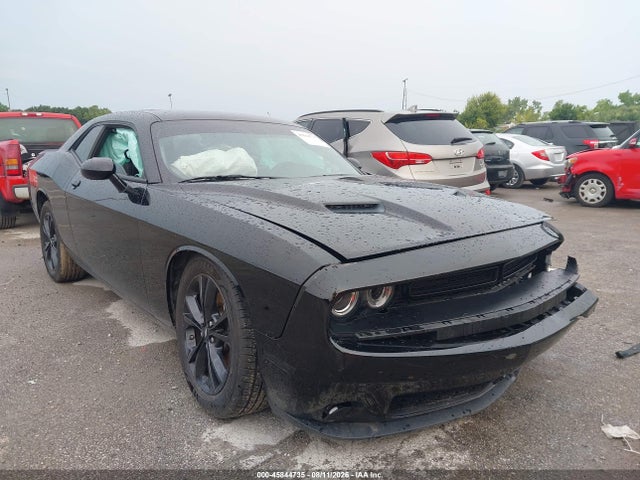 2022 Dodge Challenger Sxt Awd მანქანა იყიდება აუქციონზე, vin: 2C3CDZGG7NH165463, აუქციონის ნომერი: 45844735