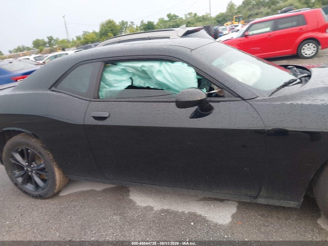 2022 Dodge Challenger Sxt Awd მანქანა იყიდება აუქციონზე, vin: 2C3CDZGG7NH165463, აუქციონის ნომერი: 45844735