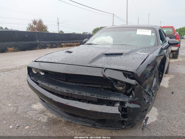 2022 Dodge Challenger Sxt Awd მანქანა იყიდება აუქციონზე, vin: 2C3CDZGG7NH165463, აუქციონის ნომერი: 45844735