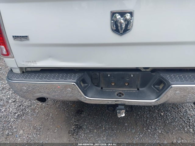 45844784 :رقم المزاد ، 1C6RR7VT6HS764080 vin ، 2017 Ram 1500 Laramie  4x4 6'4 Box مزاد بيع