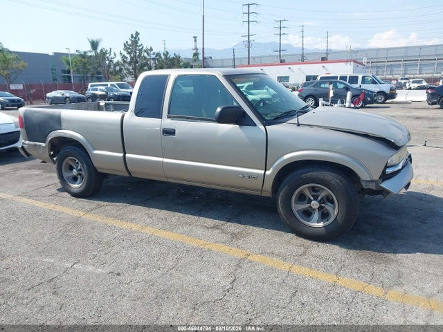 45844794 :رقم المزاد ، 1GCCS1947YK127671 vin ، 2000 Chevrolet S-10 Ls مزاد بيع