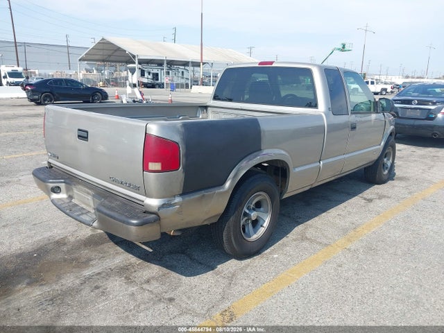45844794 :رقم المزاد ، 1GCCS1947YK127671 vin ، 2000 Chevrolet S-10 Ls مزاد بيع