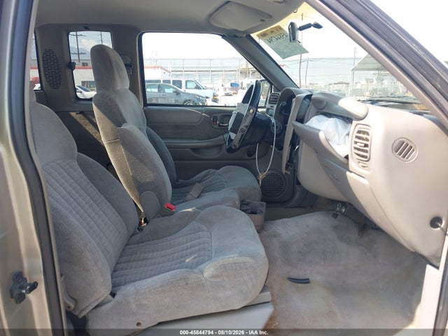 45844794 :رقم المزاد ، 1GCCS1947YK127671 vin ، 2000 Chevrolet S-10 Ls مزاد بيع