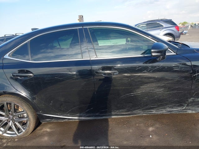 Lexus IS 300 2019 JTHBA1D29K5099638 Image 14