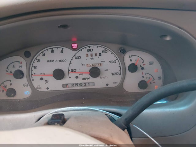 45844847 :رقم المزاد ، 1FMCU70E41UB41164 vin ، 2001 Ford Explorer Sport مزاد بيع