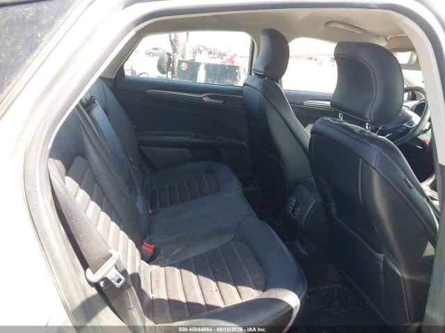 3FA6P0T95HR350872 Ford FUSION SE