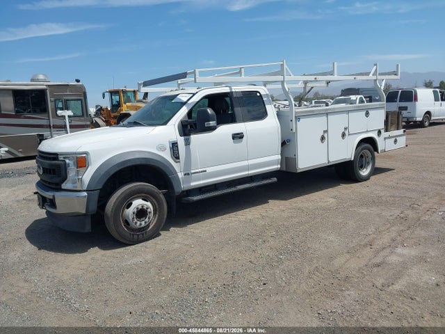 Ford F-550 Chassis Xl 2020 1FD0X5GT7LEC57202 Image 2