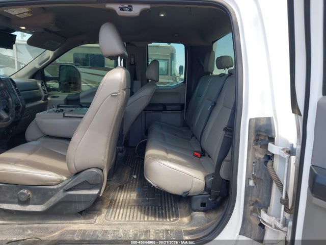 Ford F-550 Chassis Xl 2020 1FD0X5GT7LEC57202 Image 6