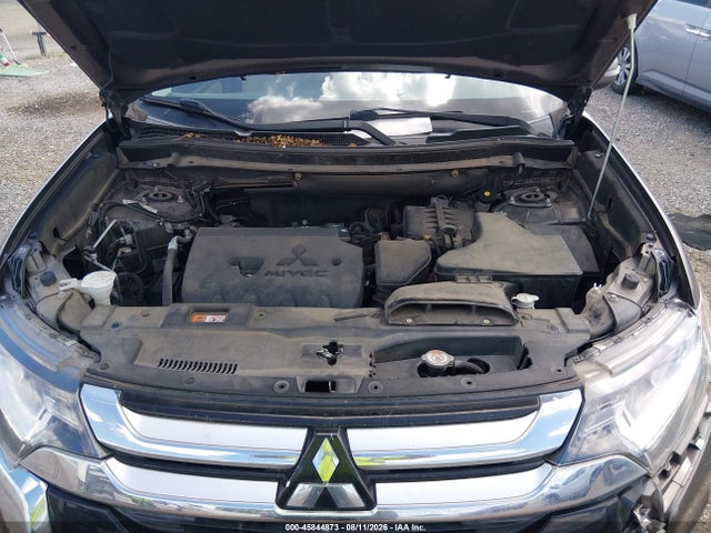Aukcja sprzedaży 2018 Mitsubishi Outlander Se, vin: JA4AD3A31JZ013981, numer aukcji: 45844873