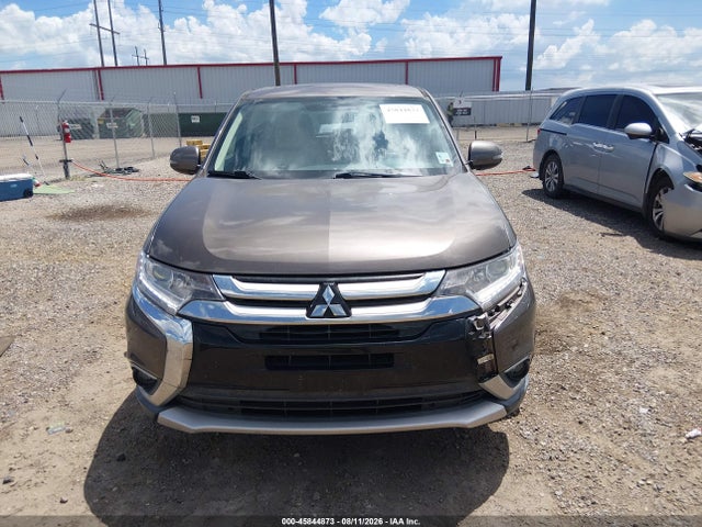 Aukcja sprzedaży 2018 Mitsubishi Outlander Se, vin: JA4AD3A31JZ013981, numer aukcji: 45844873