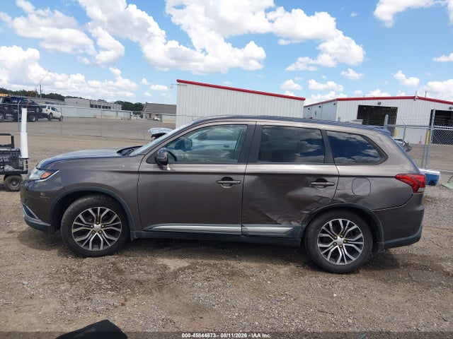 Aukcja sprzedaży 2018 Mitsubishi Outlander Se, vin: JA4AD3A31JZ013981, numer aukcji: 45844873