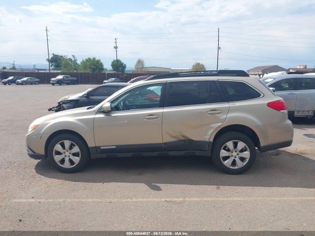 Auction sale of the 2010 Subaru Outback 2.5i Premium, vin: 4S4BRBCC7A3369482, lot number: 45844937