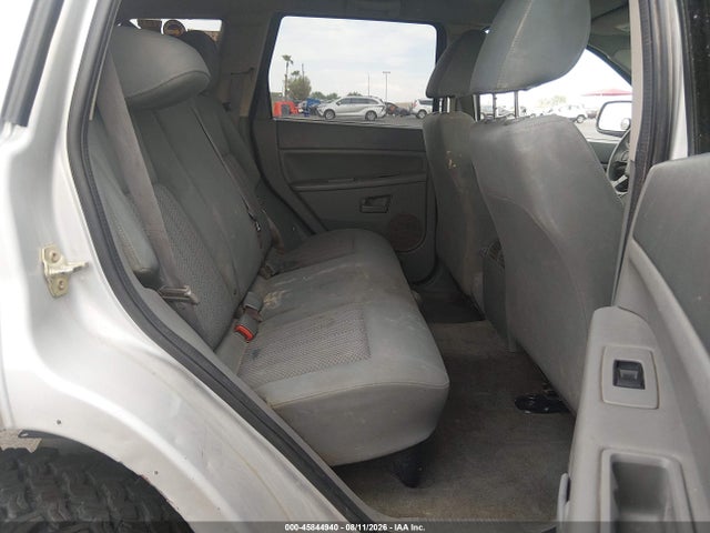 2005 Jeep Grand Cherokee Laredo მანქანა იყიდება აუქციონზე, vin: 1J4HR48N15C538190, აუქციონის ნომერი: 45844940