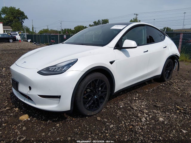 Продаж на аукціоні авто 2022 Tesla Model Y Long Range Dual Motor All-wheel Drive, vin: 7SAYGDEE1NF332650, номер лоту: 45844957