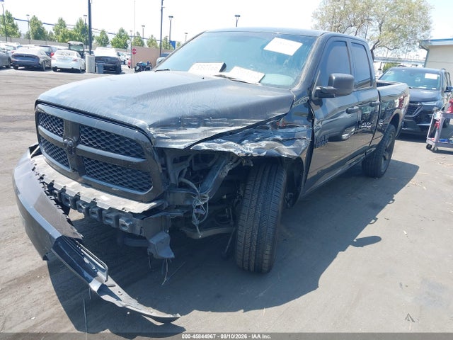 1C6RR6FGXJS266739 RAM 1500 Express 4x2 6&#039;4 Box