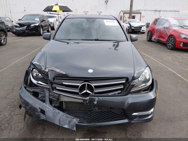 Продаж на аукціоні авто 2014 Mercedes-benz C 300 Sport 4matic, vin: WDDGF8AB3ER321566, номер лоту: 45844986
