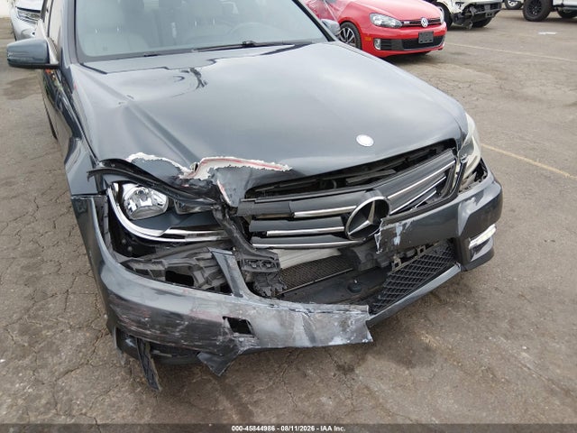 Продаж на аукціоні авто 2014 Mercedes-benz C 300 Sport 4matic, vin: WDDGF8AB3ER321566, номер лоту: 45844986