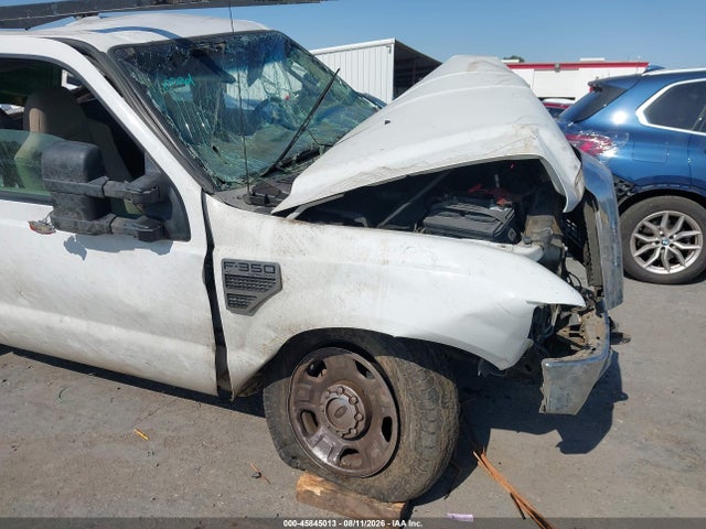 45845013 :رقم المزاد ، 1FDWX30578EA36975 vin ، 2008 Ford Super Duty F-350 Srw Xl/xlt مزاد بيع