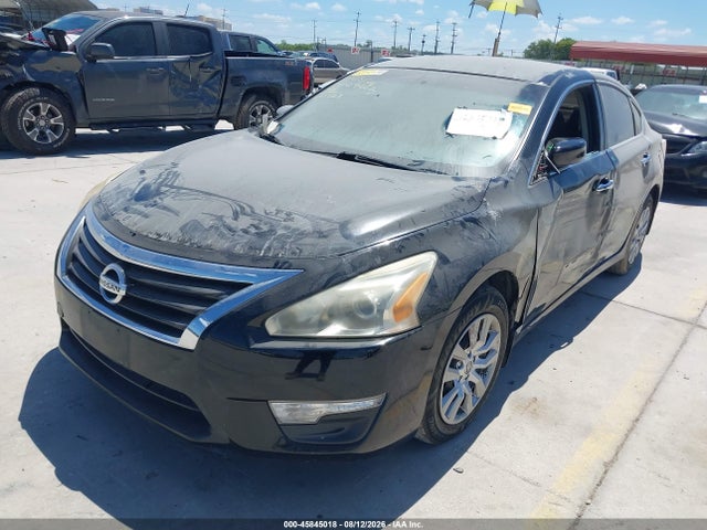 Nissan Altima 2.5 S 2015 1N4AL3AP8FC437721 Image 2