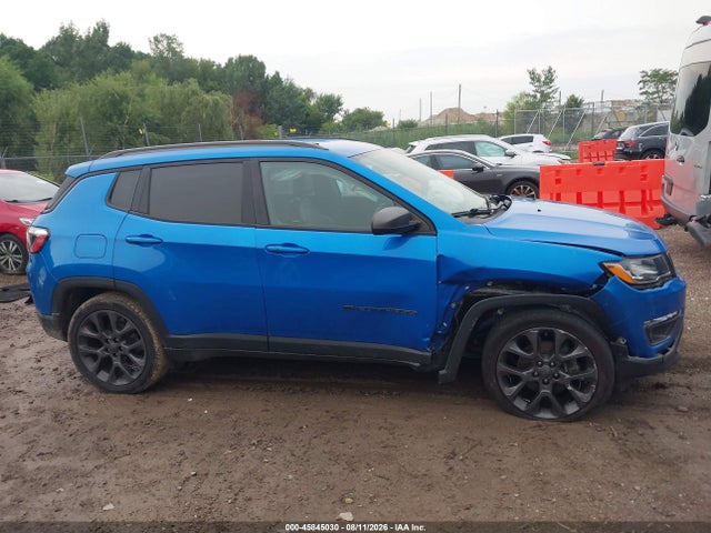 45845030 :رقم المزاد ، 3C4NJDEB6MT521365 vin ، 2021 Jeep Compass 80th Anniversary 4x4 مزاد بيع
