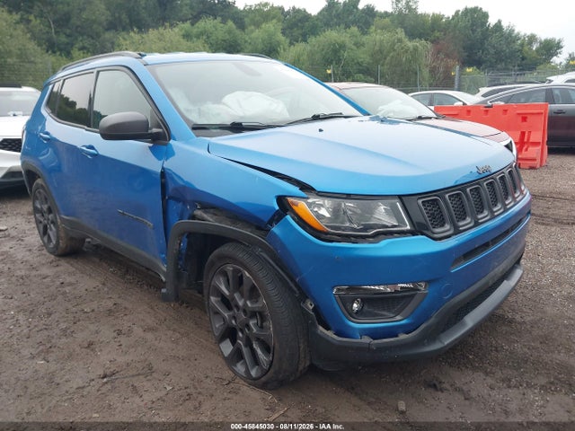 45845030 :رقم المزاد ، 3C4NJDEB6MT521365 vin ، 2021 Jeep Compass 80th Anniversary 4x4 مزاد بيع
