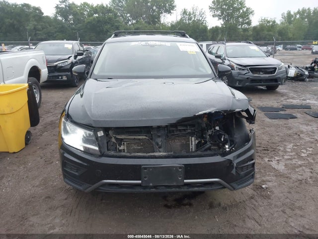 2018 Volkswagen Tiguan 2.0t Se/2.0t Sel მანქანა იყიდება აუქციონზე, vin: 3VV2B7AX1JM163330, აუქციონის ნომერი: 45845046