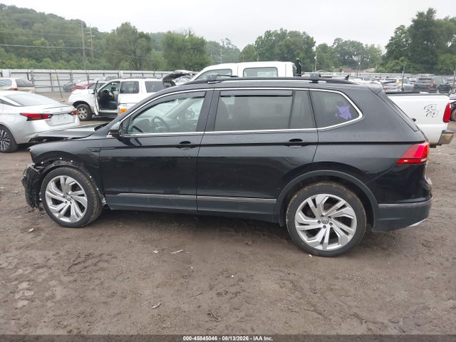 2018 Volkswagen Tiguan 2.0t Se/2.0t Sel მანქანა იყიდება აუქციონზე, vin: 3VV2B7AX1JM163330, აუქციონის ნომერი: 45845046