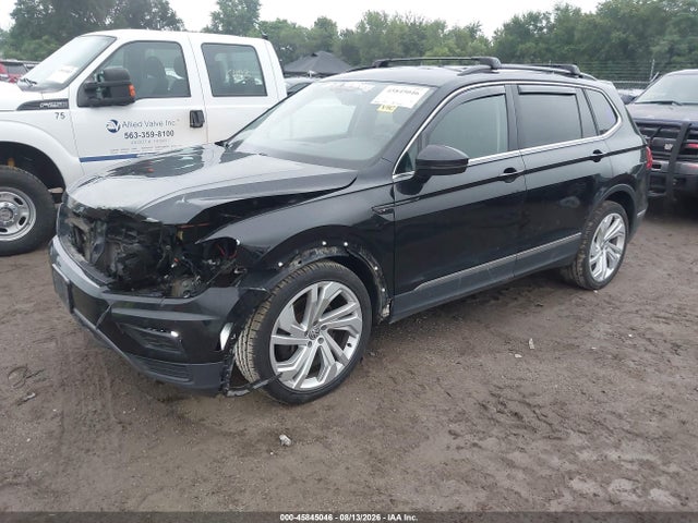 2018 Volkswagen Tiguan 2.0t Se/2.0t Sel მანქანა იყიდება აუქციონზე, vin: 3VV2B7AX1JM163330, აუქციონის ნომერი: 45845046