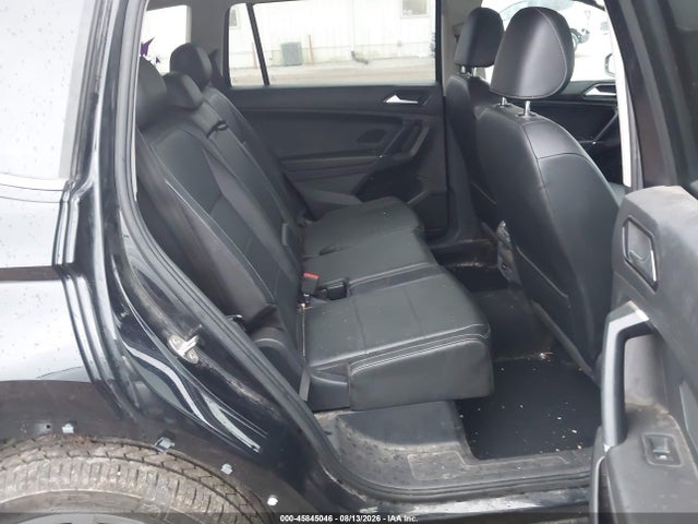 2018 Volkswagen Tiguan 2.0t Se/2.0t Sel მანქანა იყიდება აუქციონზე, vin: 3VV2B7AX1JM163330, აუქციონის ნომერი: 45845046