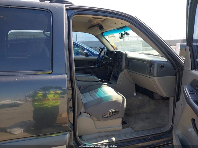 2003 Chevrolet Suburban 1500 Lt მანქანა იყიდება აუქციონზე, vin: 3GNEC16T63G230668, აუქციონის ნომერი: 45845054