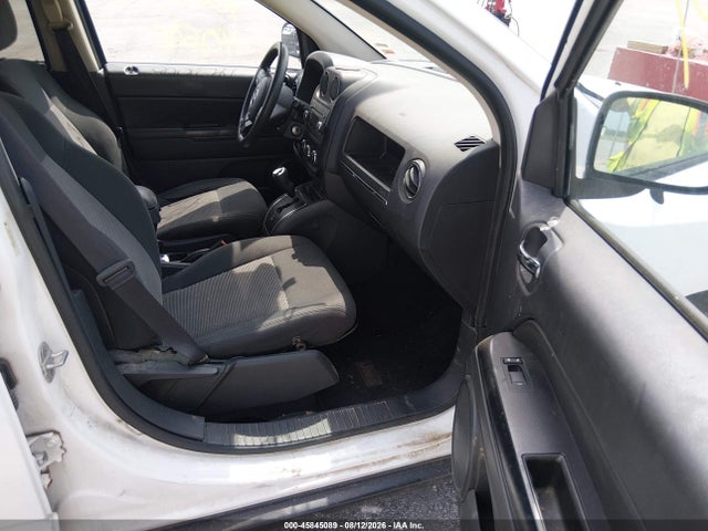 45845089 :رقم المزاد ، 1J4NF1FB9BD280431 vin ، 2011 Jeep Compass مزاد بيع